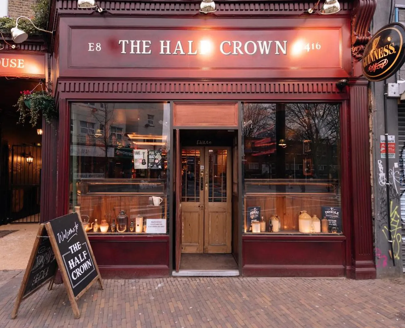 The Crown Pub & Guesthouse London
