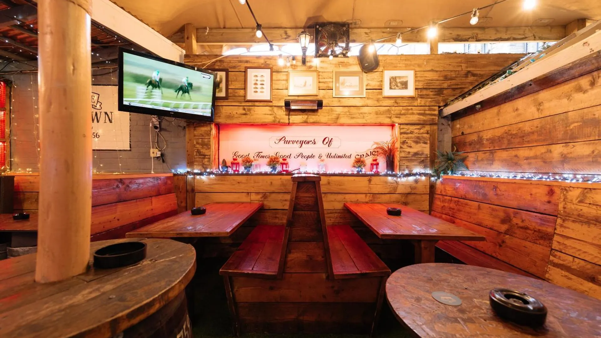 The Crown Pub & Guesthouse London 4*,  United Kingdom
