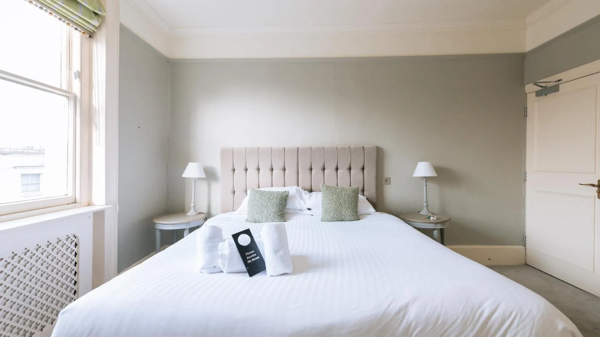 The Crown Pub & Guesthouse Лондон 4*,